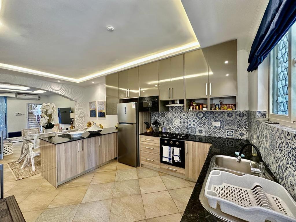 Amani Luxury Apartments Mombasa Exterior foto